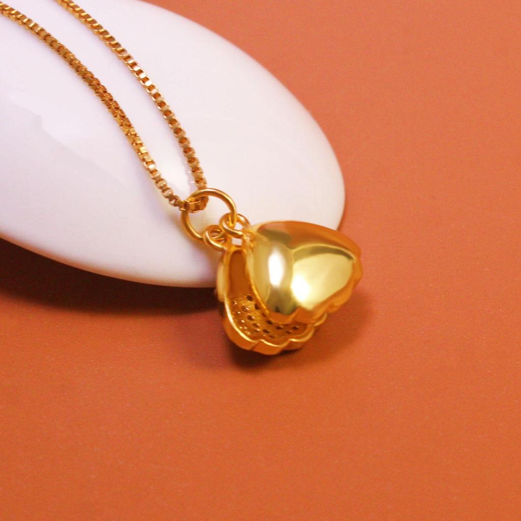 Meilong Shell Pearl Pendant Luxury Zircon Necklace for Women, Gold Electroplated.