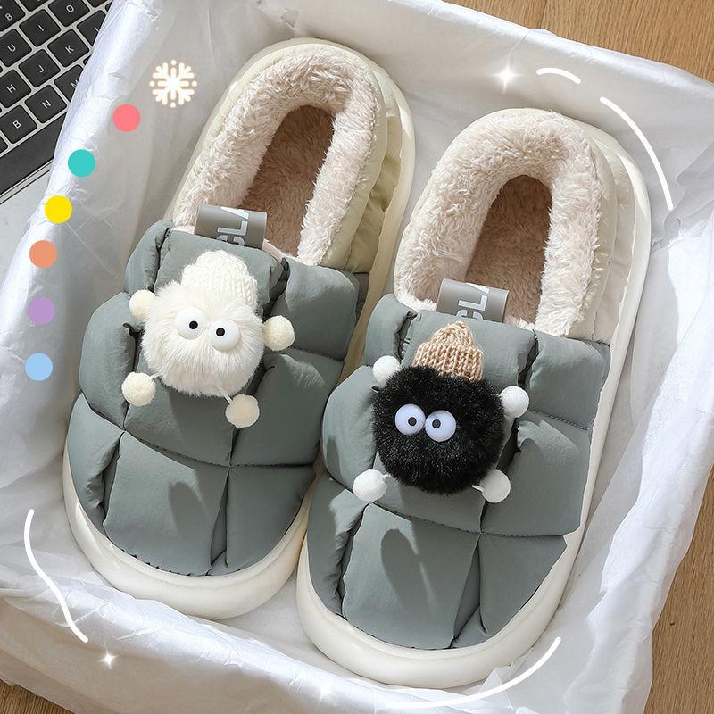 Small briquettes cotton slippers winter new outer wear home indoor cartoon non-slip warm thick-soled cotton shoes