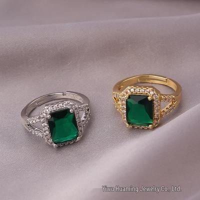 Emerald-Like Green Gemstone Zircon Ring: Retro Luxury Net Red Style Jewelry