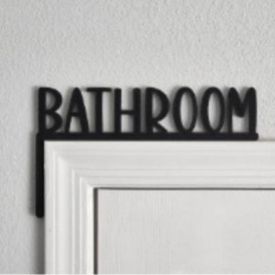 1pc Wooden Toilet Doorplate Wall Mount Bathroom Sign for Home Decor Ideal for Living Room Wedding Christmas Holiday Decorations