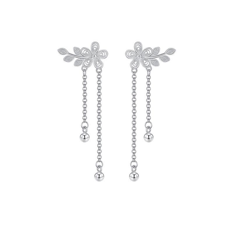 White Gold Exquisite Flower And Leaf Tassel Earrings With Cz Stone Embellishment