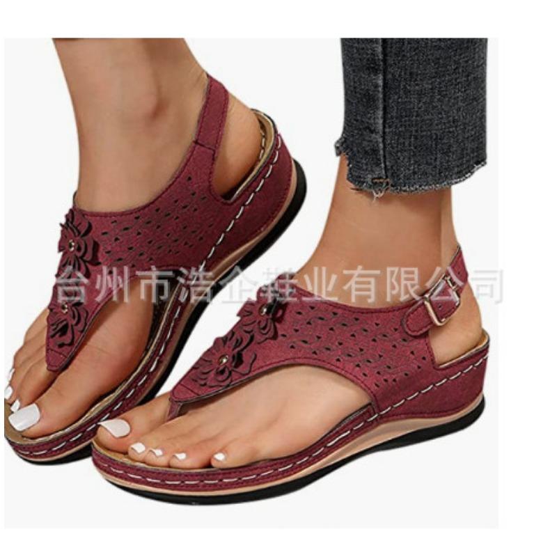 

Wedge heel pinch foot flower sandals women s new large size summer herringbone beach sandals 43