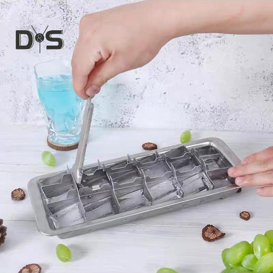 Eiswürfelschalen aus Edelstahl, Eiswürfelform mit 18 Schlitzen und leicht zu lösendem Griff, abnehmbarer Eisbereiter für Bars und Küchen