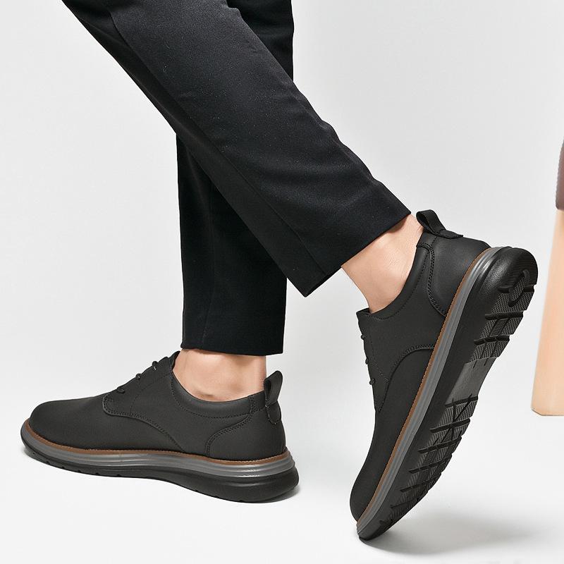 Men's Genuine Leather Breathable Casual Shoes - Versatile Retro Design, Soft Sole, Large Size, Fashionable and Comfortable.