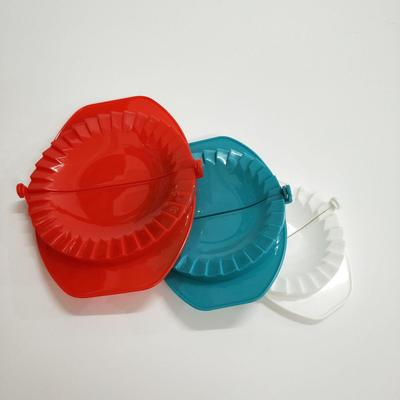 Three-piece Multifunctional Dumpling Maker Set (Skin Presser, Clip, Bun Mold)