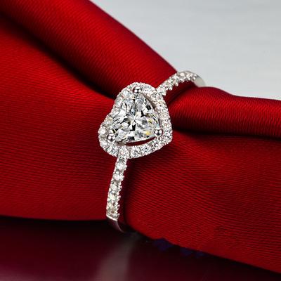 Fashion Diamond Ring Trend Exquisite Love Simulation Diamond Heart-shaped Female Ring Micro-set Hand Jewelry