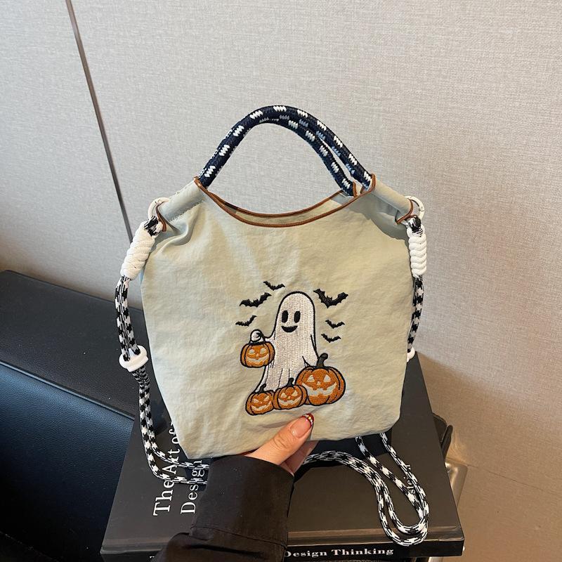 

Autumn and winter portable small bag girl versatile Halloween cartoon embroidered messenger bag mobile phone bag