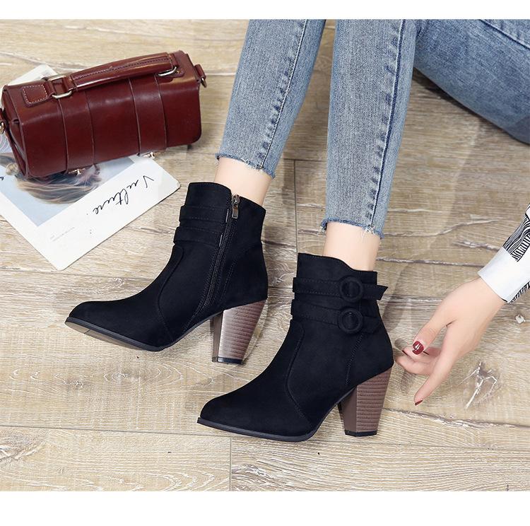 Große Größe Herbst und Winter Neue Matte schuhe Stiefel frauen Gürtel Schnalle Dicken Absatz Stiefeletten