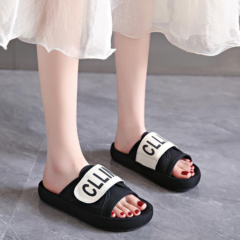 

Крутые тапочки на толстой подошве, женская летняя верхняя одежда 2024 года, новинка с юбкой, повседневная пляжная обувь, универсальные модные односложные тапочки 35 чёрный