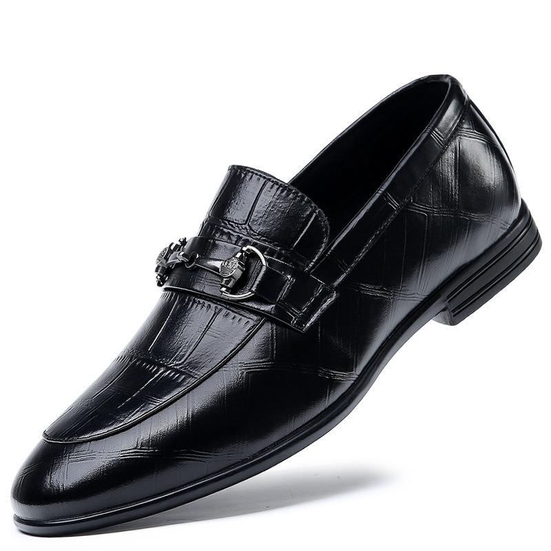 Leather Men's Shoes Spring New Trend Men's Leather Shoes Breathable Pedal Versatile Business Casual Shoes