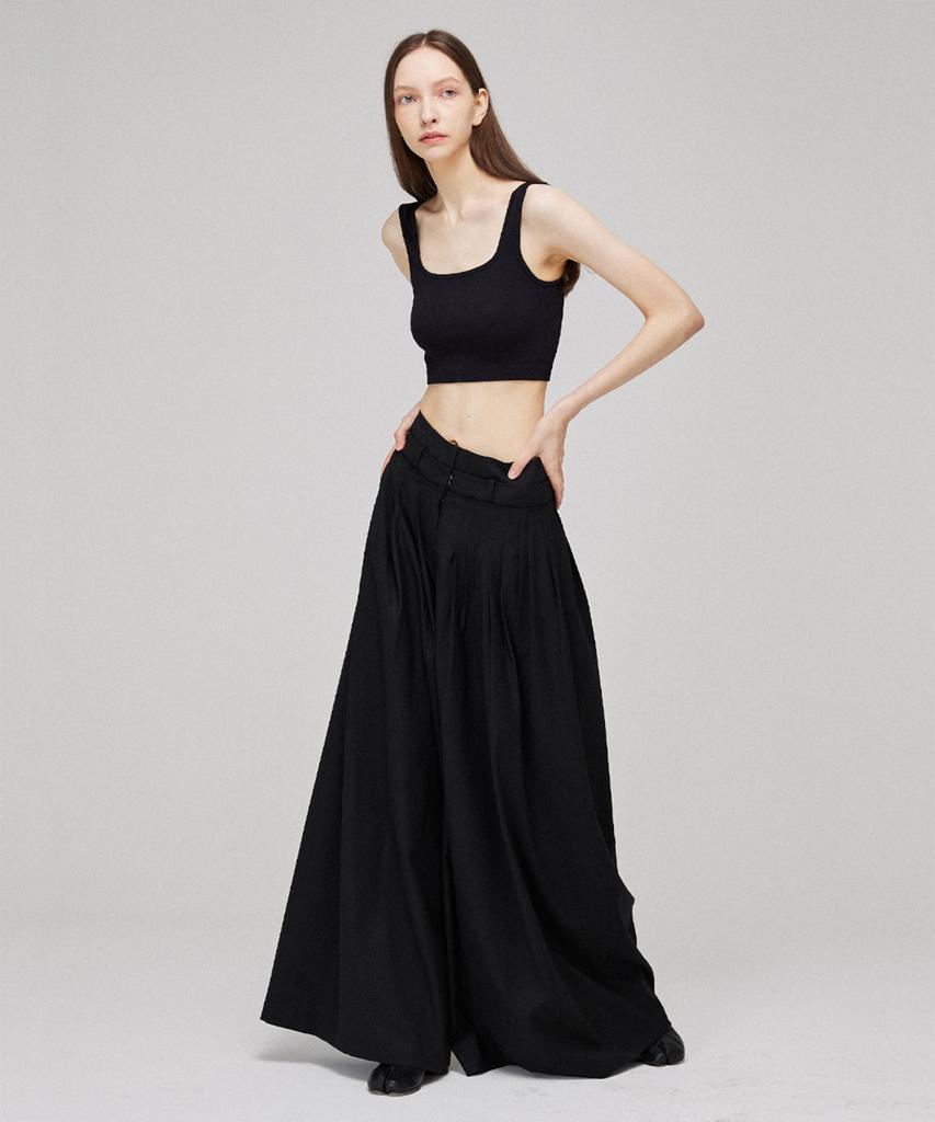 Meuameu Signature Unbalance Band Pin Tuck Flare Slacks