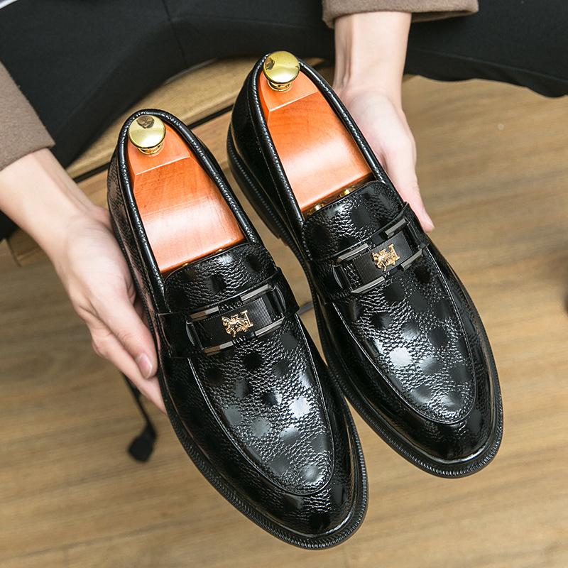 

Деловые мужские туфли с острым носком из кожи, повседневные туфли-бини с мягкой подошвой из кожи, британские пенни-лоферы для мужчин 38 чёрный