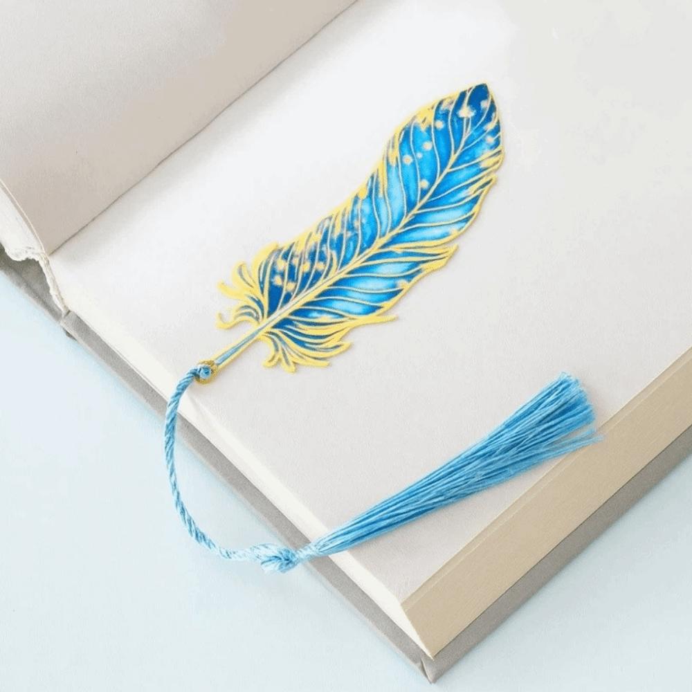 Light-Transmitting Metal Bookmark Creative Decorative Bookmark Hollow Out Bookmark  Office Reading