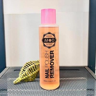 Maniküre – Nagellackentferner