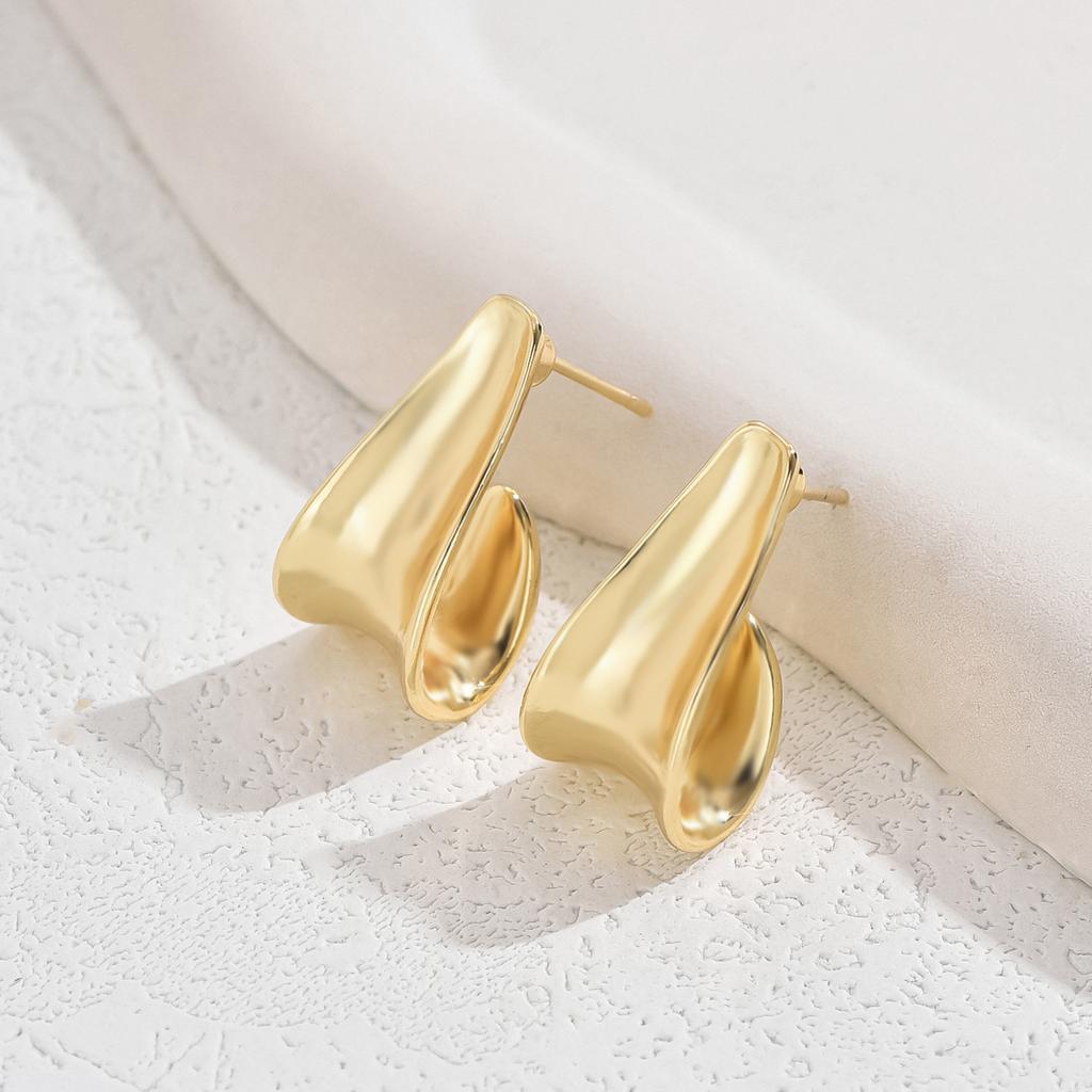 Xiaoqing Fresh Wind Women's Earrings Simple U-shaped Design Earrings Versatile Temperament Earrings