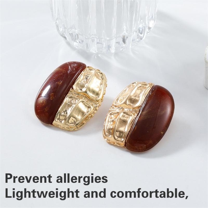 Vintage Styles Brown Amber Resin Splices Earrings for Women Autumn And Winter Sturdy Alloy Jewelry Trend Casual Wear