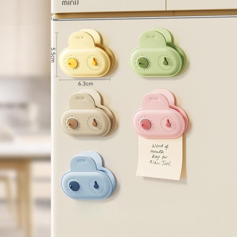 

Cartoon Creative Sealing Clip with Date Circle, High Value Magnetic Sticker, Cute Snack Sealing Clip, Food Clip.