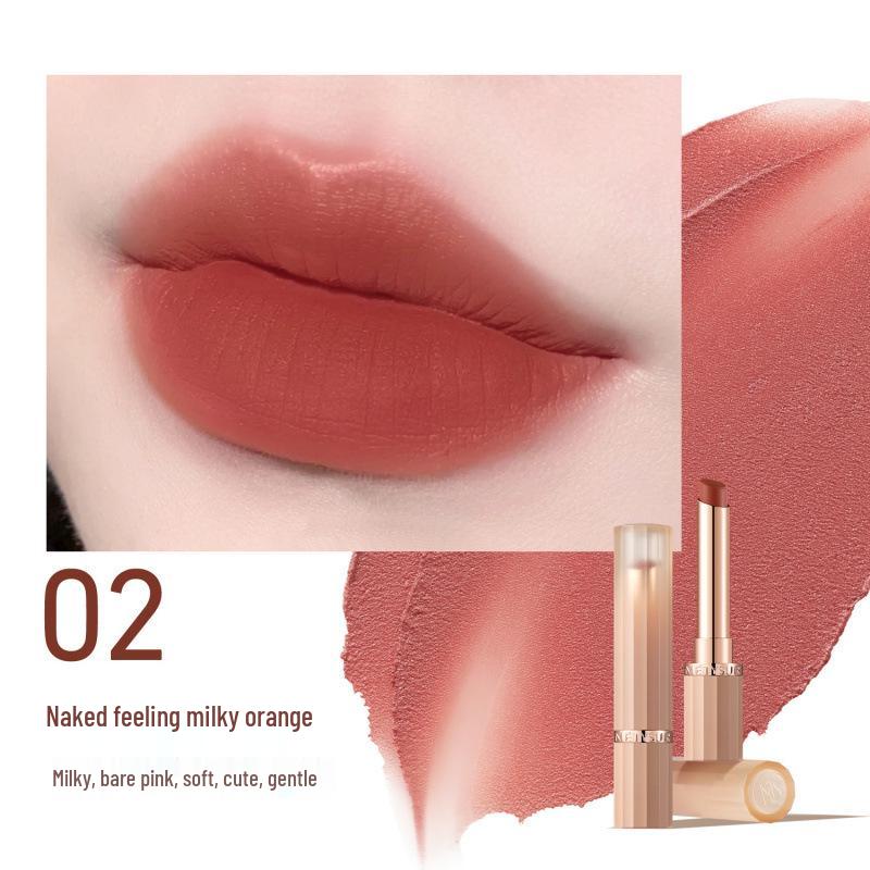 

Meiti Xiu Vitality Essential Oil Lip Balm: Hydrating, Moisturizing, Anti-Dryness, Plumping, Fine Lines Reduction, Mirror Finish, Color Makeup
