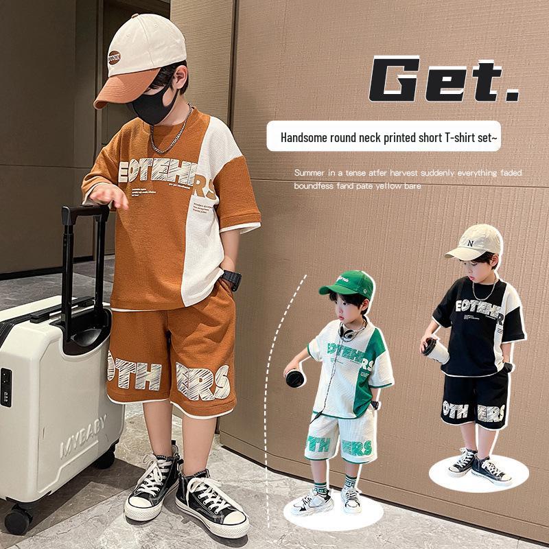 

2025 Trendy Boys Cool Short-Sleeved Summer Suit for Kids 120cm