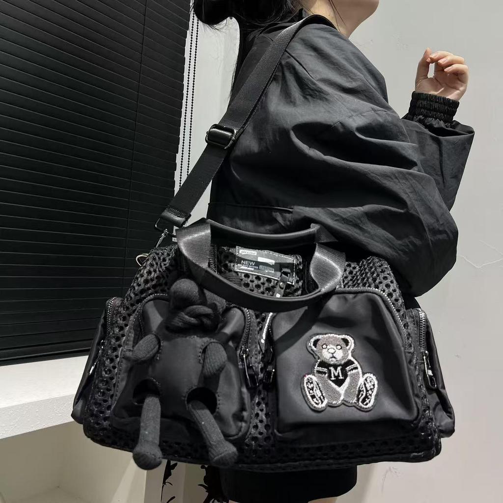 Exklusive Patchwork-Handtasche mit Bärenmotiv für Damen, mit mehreren Taschen und Puppen-Schulter-/Crossbody-Gurt