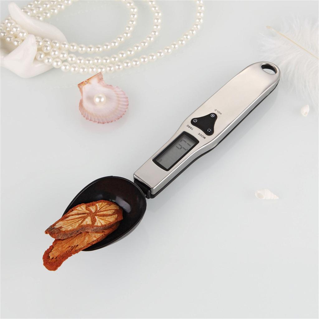 Digital Measuring Spoon for Precise Pet Food Measurement with LCD Display and Stainless Steel Handle Suitable for Accurate Portion Control