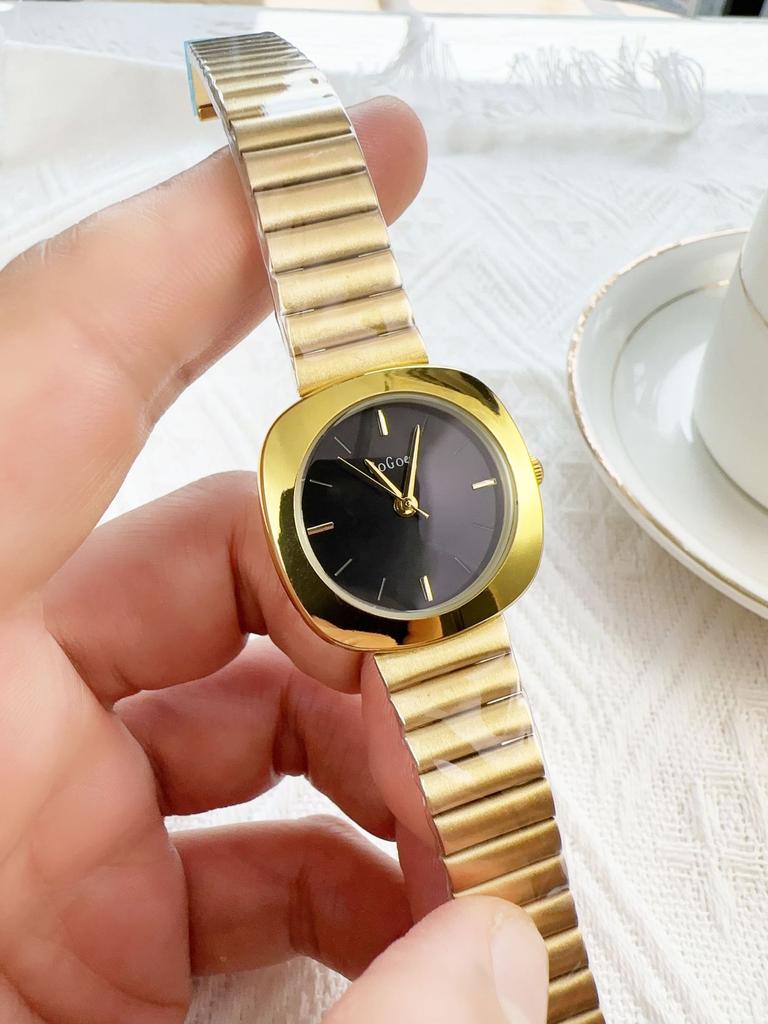 Ceas de mână casual cu cuarț pentru femei Ceas simplu auriu Brățară ajustabilă din oțel inoxidabil Ceas de mână Doamne Ceas de lux Cadouri