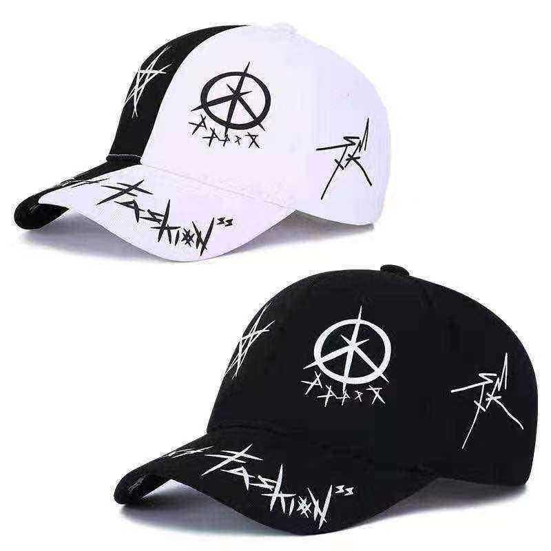 

Шляпы Корейская версия Модная мода Ins Caps All-match styling caps Бейсболки Солнцезащитные шляпы black/white