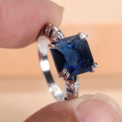 Fashion Square Royal Blue Zirkon Verlobungsring für Frauen Einfache Ehering Jahrestagsgeschenk Silberfarbener Schmuck