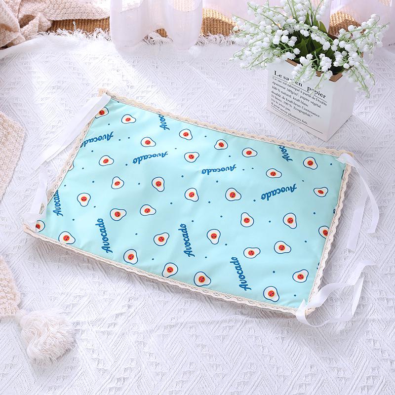 

Летний охлаждающий коврик-подстилка для кошачьей клетки из ледяного шелка 40*22 cm