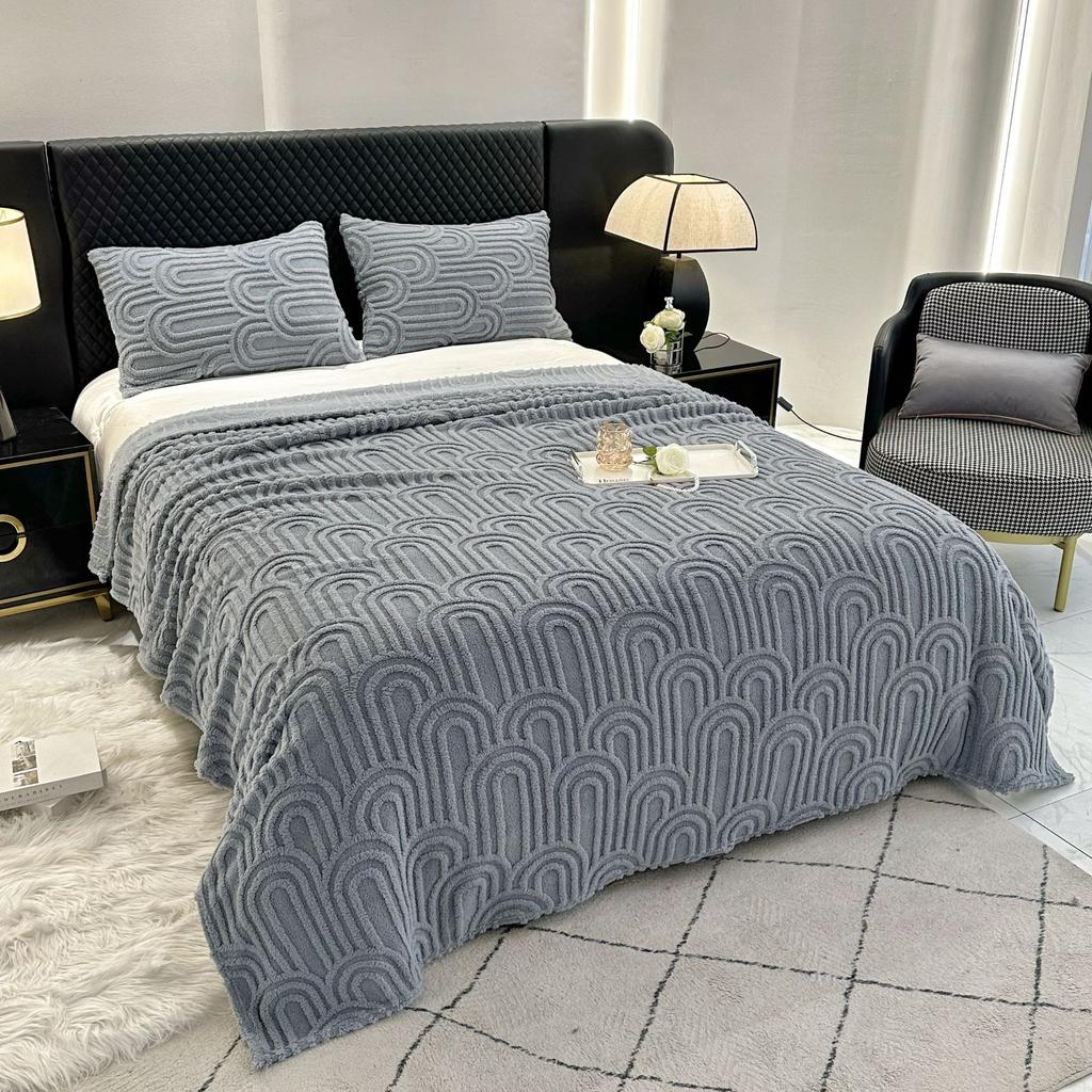 Luxurious Single - Layer Taffeta Blanket Flanged Edge for Naps and Sofa Cover with Feature