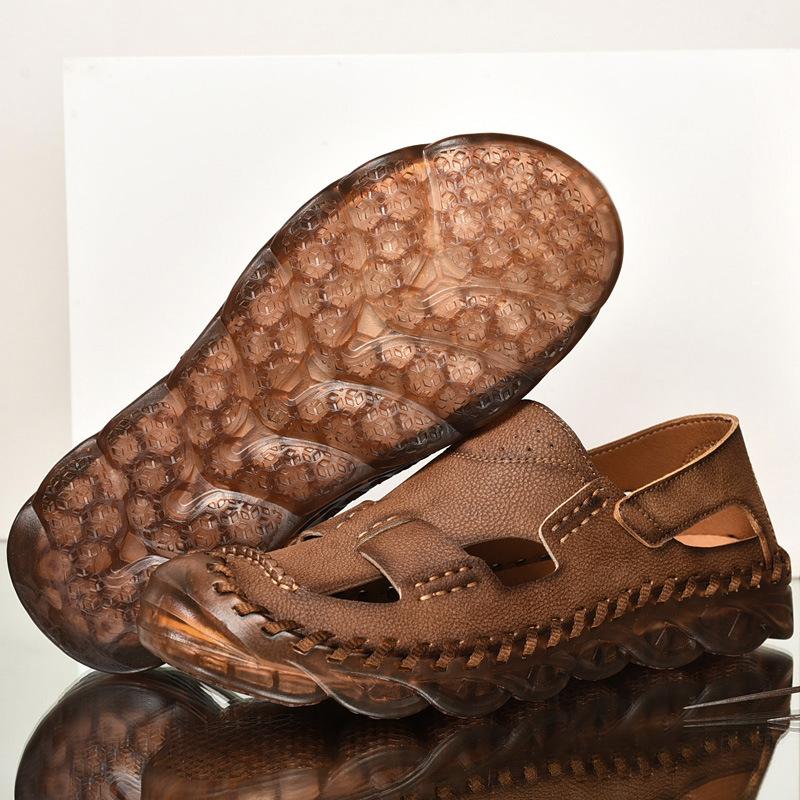 

New summer sandals men s leather beach shoes men s sandals casual trendy shoes hollow outdoor one-pedal driving shoes 46 коричневий