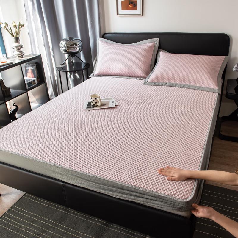 JINGRUIXIANG Cooling Ice Silk 3-Piece Bed Mat Set