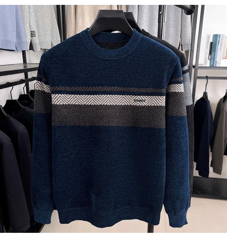 Winter Men's Plus Velvet Striped Round Neck Knit Sweater: Thick, Casual, Fashionable Trend.