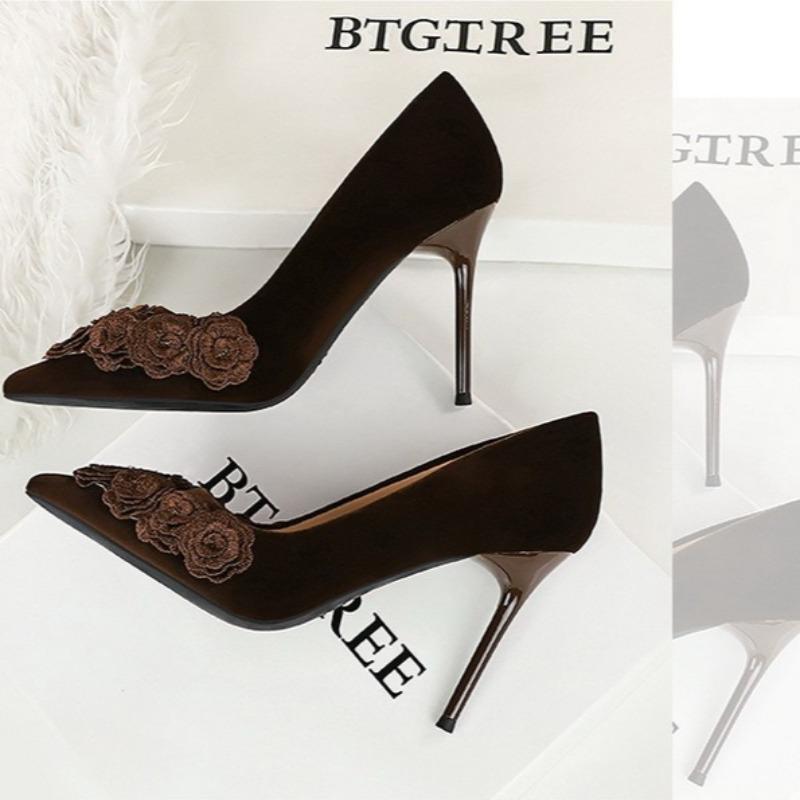 9CM Fashion Flower Design Women High Heels Retro Suede Wedding Women Shoes Party Club Stiletto Heels Chinese Style Pumps Tacones