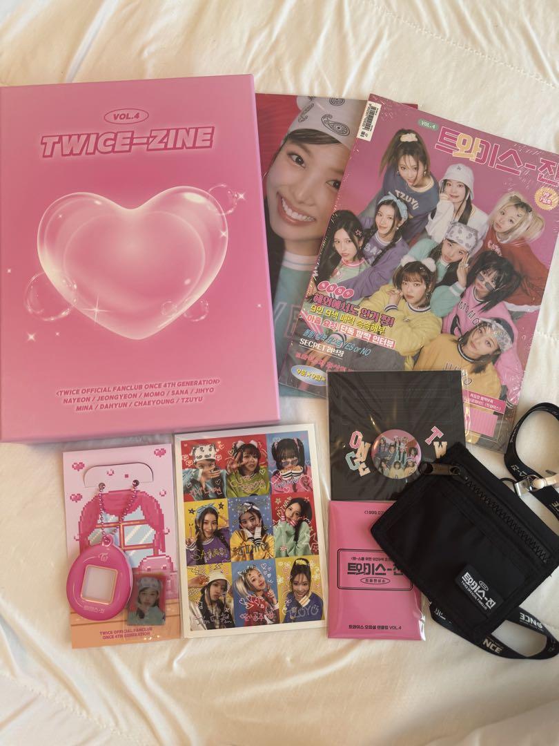 

[USED] TWICE ONCE 4th Generation Bonus FC Fan Club Goods