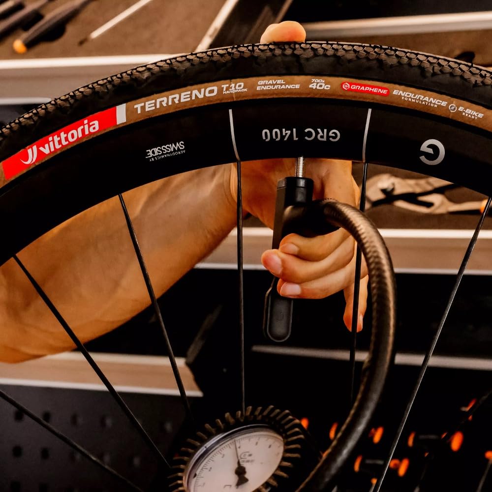 Vittoria Terreno T10 TLR Tubeless Ready 700x40c Hookless Compatible G2.0 (40-622) Black/Brown