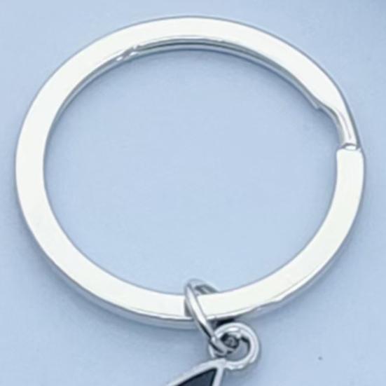 Nyckelring Hänge Zinklegering Svart Katt Nyckelring med Kantig Silhuett Kattberlock Nyckelring Smyckestillbehör