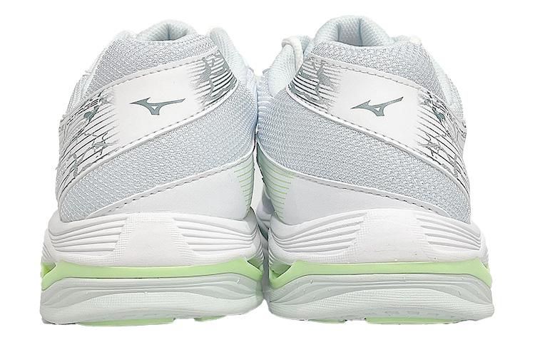 Mizuno Wmns Wave Voltage 'White Patina Green'