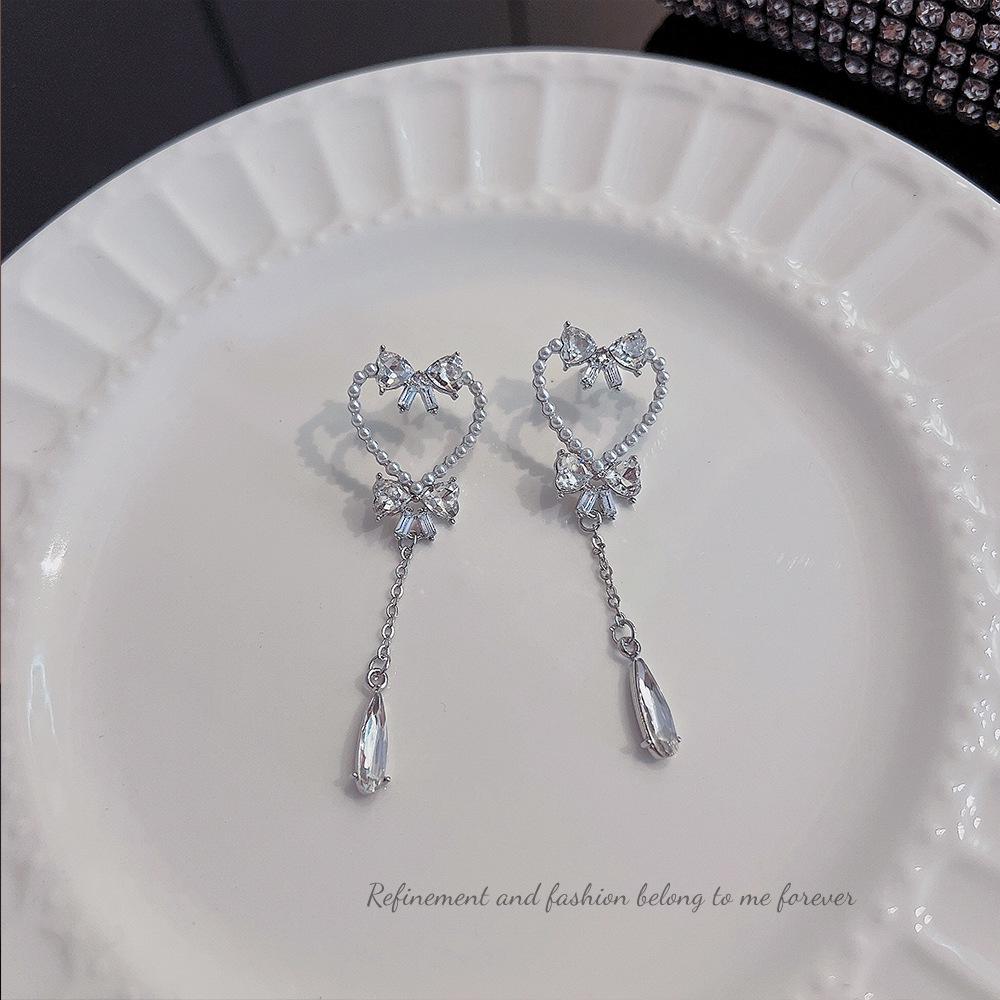 

High-End Exaggerated Heart Bowknot Tassel Earrings for Women