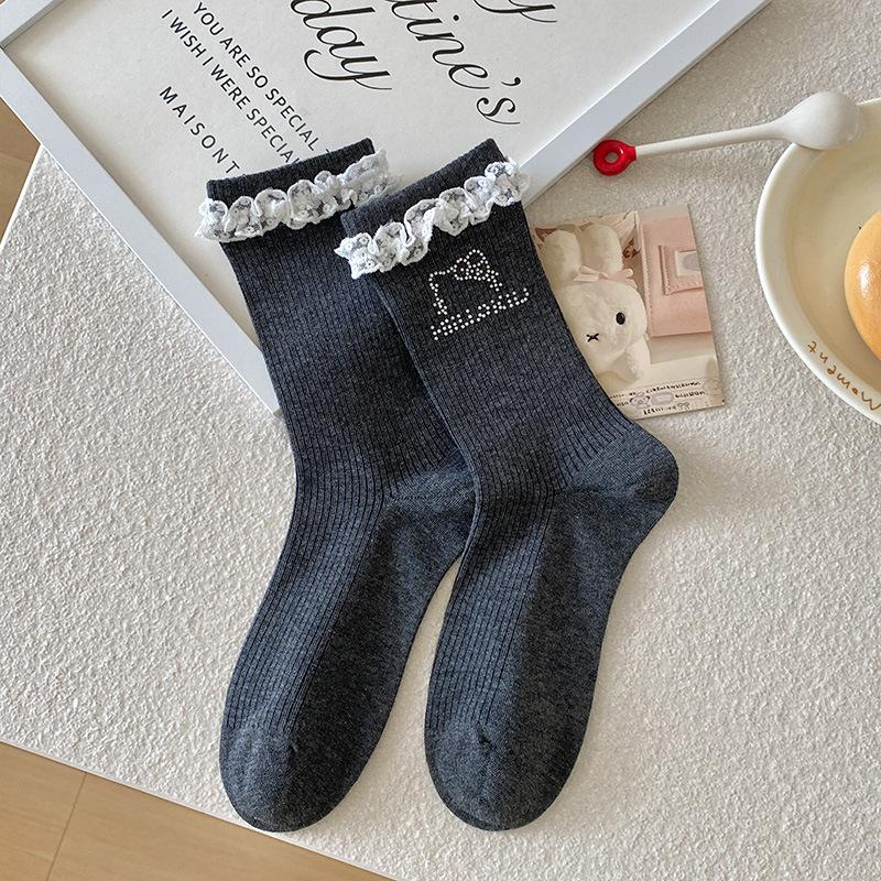 Female Spring and Autumn Cartoon Cute Hot Drill Kitten Sweet Lace Lace Boneless Tube Stack Socks
