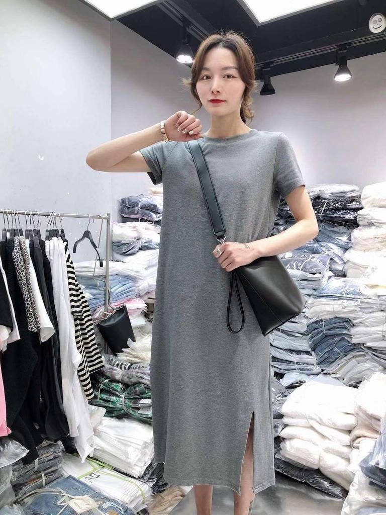 Abito T-shirt da donna midi con spacco 2025 - Maniche corte, ampio, sopra il ginocchio, scollo rotondo, stile estivo
