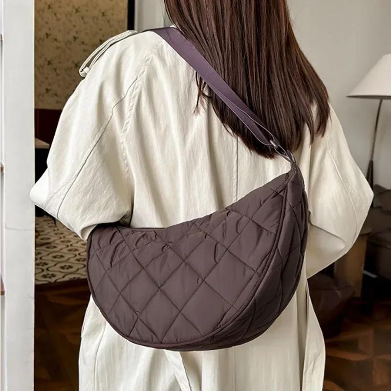 Women's Plaid Crossbody Messenger Bag Nylon Women Shoulder Bags Large Capacity Travel Half Moon Belt Bag Ladies Hobos Bag