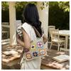 Frühlings-Häkelblumen-Patchwork-Stroh-Quadrattasche - Damen Retro Gewebte Crossbody- und Umhängetasche