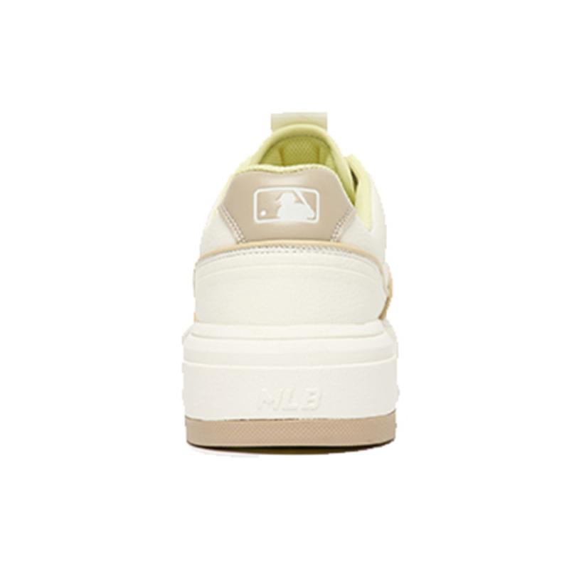 MLB Chunky Liner Slip Resistant Cushioning Abrasion Resistant Low Top Skateboard Shoes Unisex White Yellow Sneakers 3ASXCA12N-50BGS