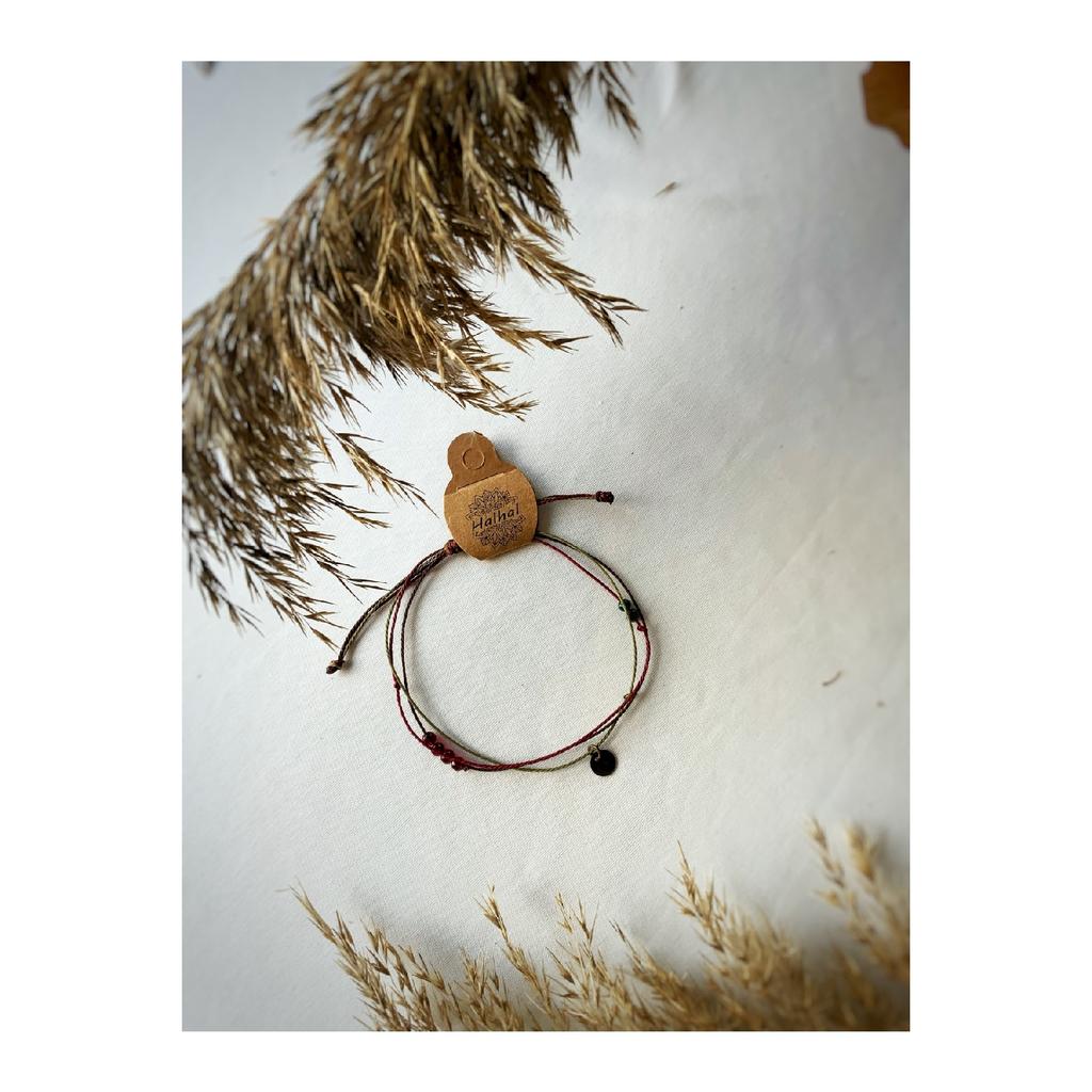 Authentische schuppige Mehrfach-Makramee-Fußkettchen