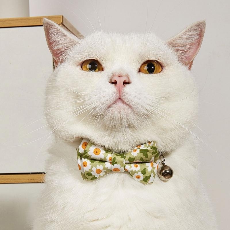 Flower Printed Cat Collar Bowknot Decors Adjustable Durablity Cat Camping Collar for Walking Camping Pet Supplies