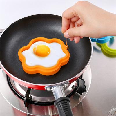 1Pc Silikon DIY Spiegelei Runde Blume Form Pfannkuchen Ring Omelett Form Küche Kochen Frühstück Werkzeug