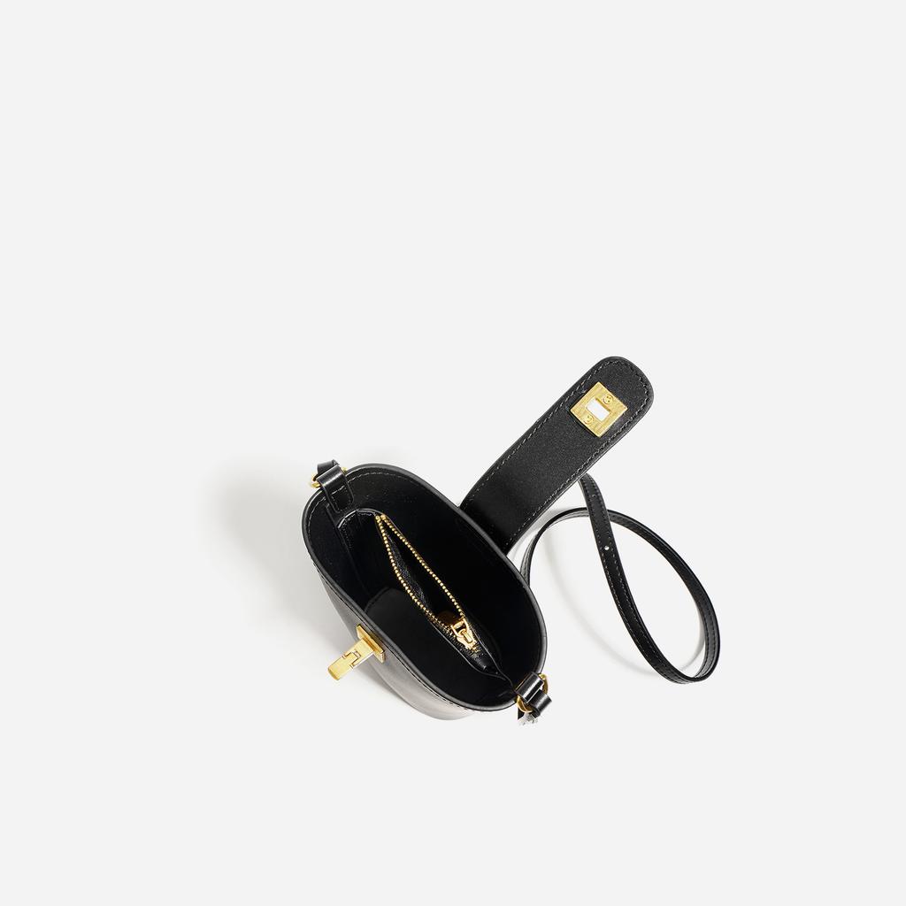 Leather Versatile Mobile Phone Bag, Early Spring Fashion Trend, Simple and Mini Mini Single-shoulder Crossbody Bag