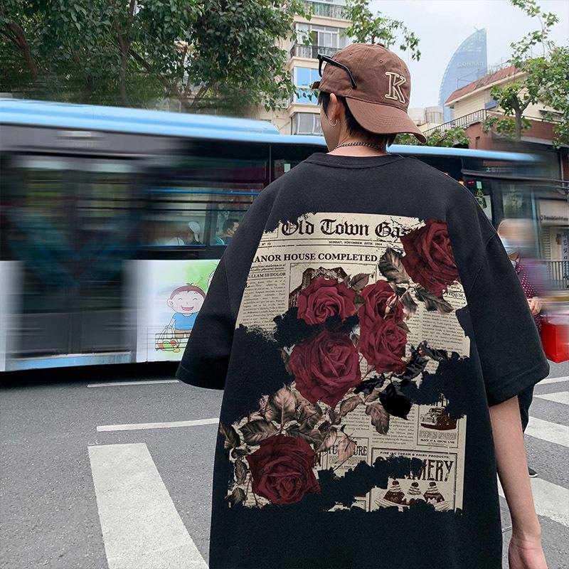 

Чоловіча футболка оверсайз з принтом троянд у ретро-стилі – новий модний літній стиль XXL чорний