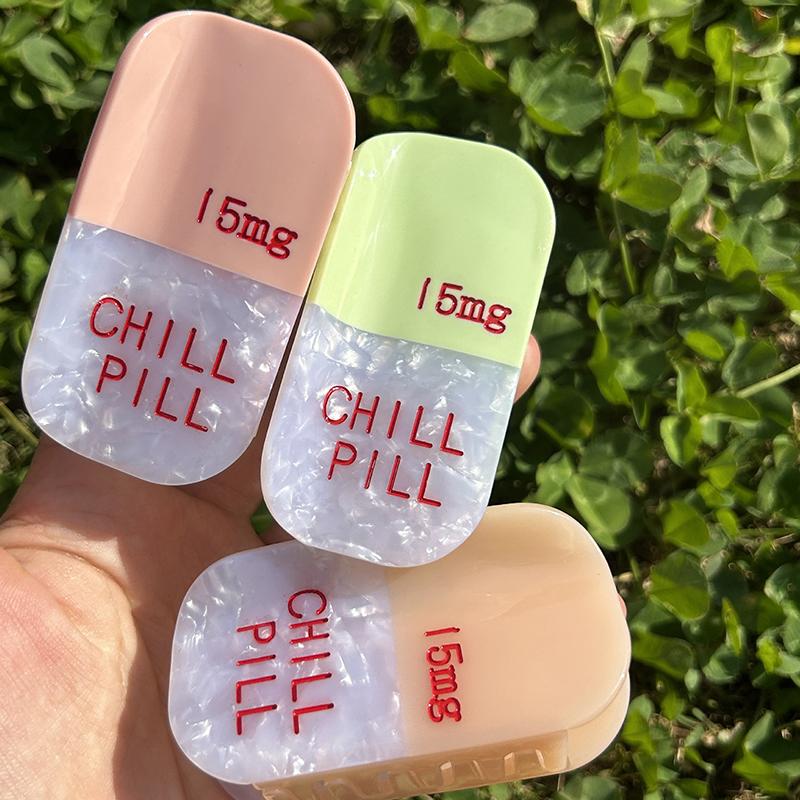 Korean Style Creative Acetic Colorful Chill Pill Hair Claw All-Match Cute Shark Clip Fun Spoof Headwear For Women Hair Accessory